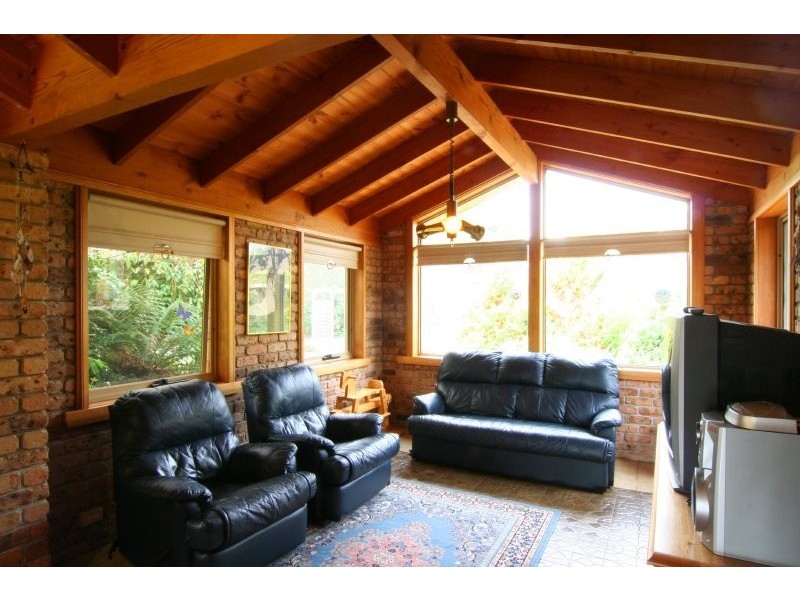 42 Nelson Drive, Dilston TAS 7252