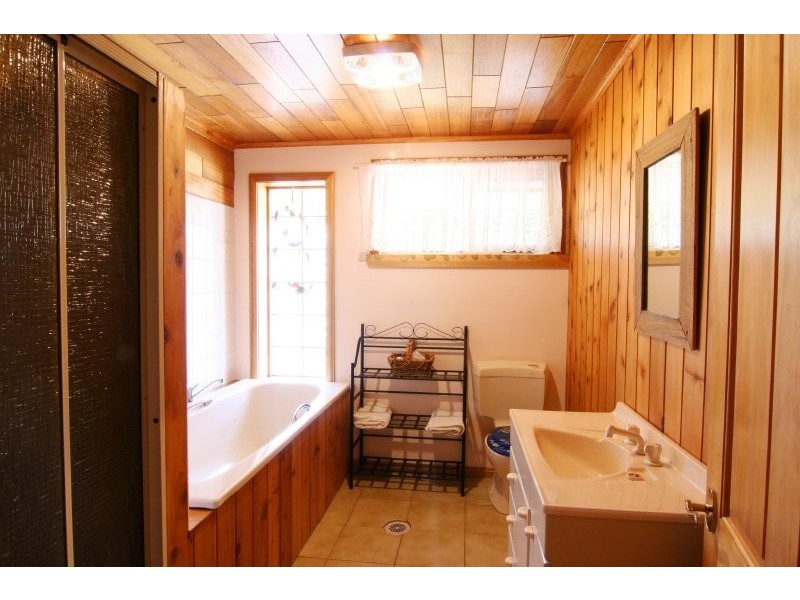 42 Nelson Drive, Dilston TAS 7252