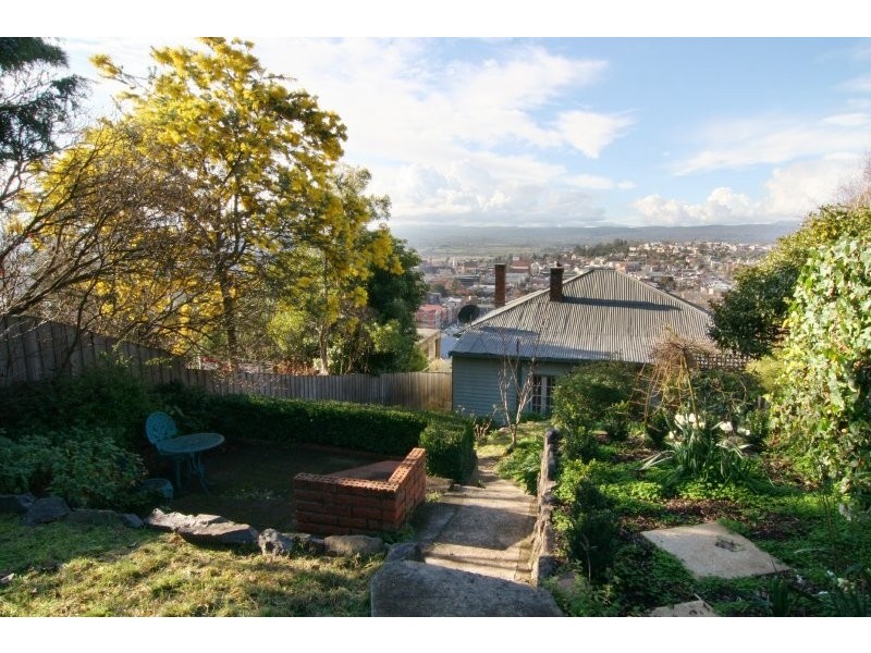 5 Eleanor Street, West Launceston TAS 7250
