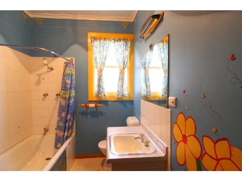 15 St Leonards Road, St Leonards TAS 7250
