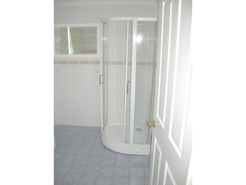 32 Crandon Crescent, Newnham TAS 7248