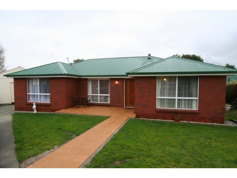 11 Village Court, St Leonards TAS 7250