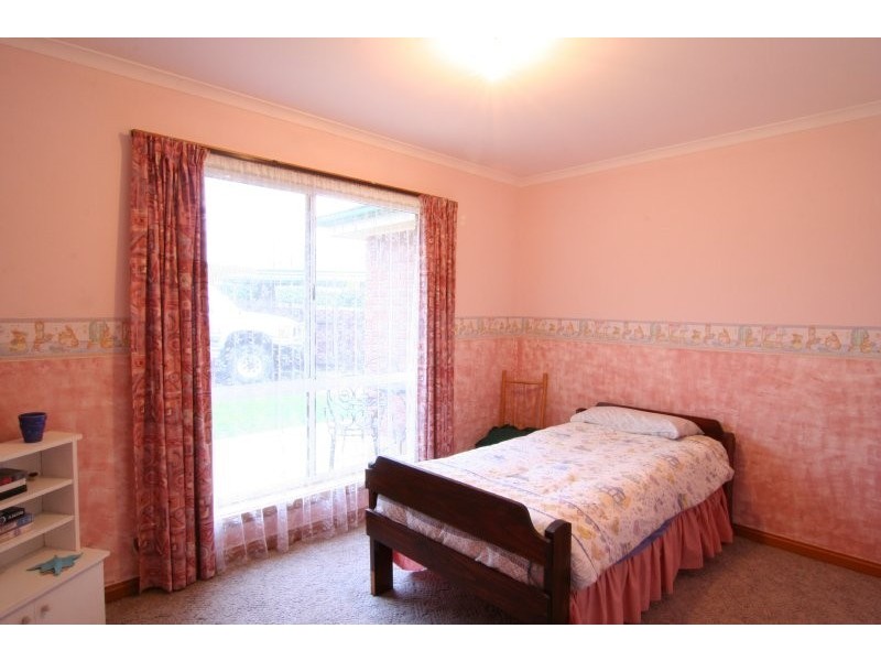 11 Village Court, St Leonards TAS 7250