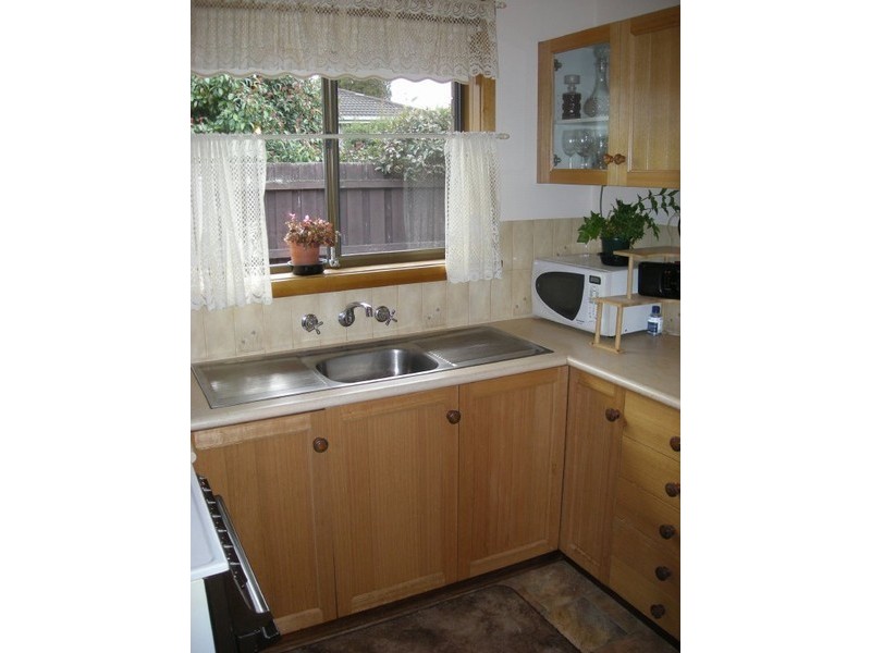 2/1 Diana Court, Riverside TAS 7250