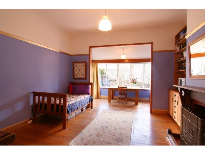 18 Delamere Crescent, Trevallyn TAS 7250