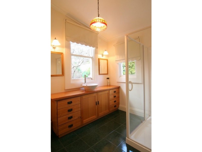 18 Delamere Crescent, Trevallyn TAS 7250