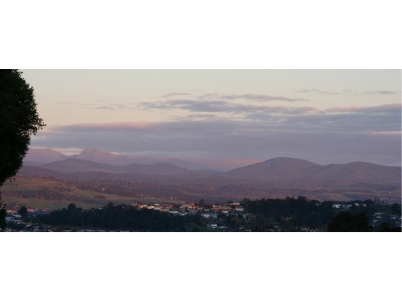 16 Kootara Place, Trevallyn TAS 7250
