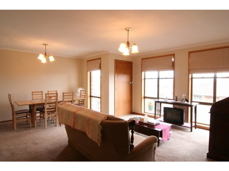 1/21 Montgomery Court, Norwood TAS 7250