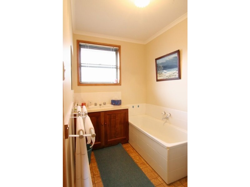 1/21 Montgomery Court, Norwood TAS 7250