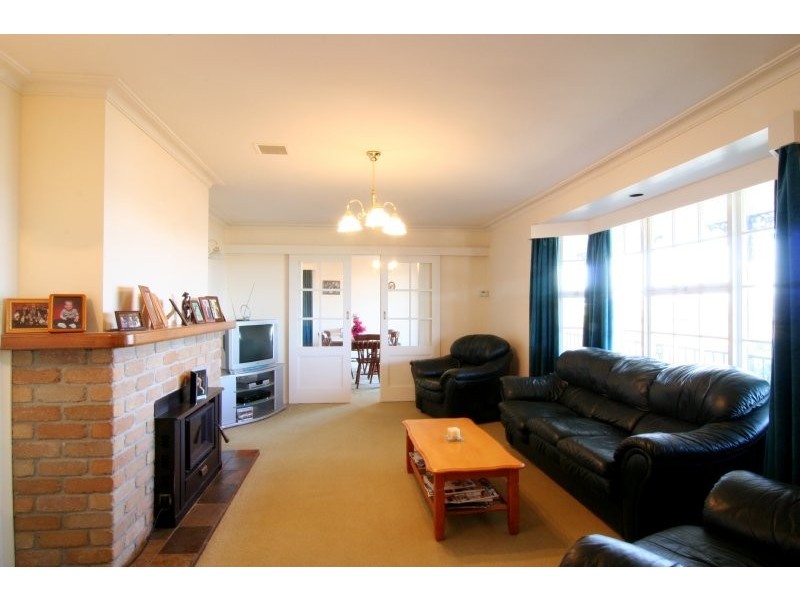 2 Alexander Avenue, West Launceston TAS 7250