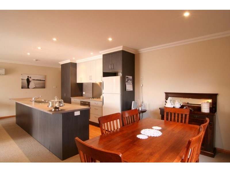 4/70 Belgrave Parade, Youngtown TAS 7249