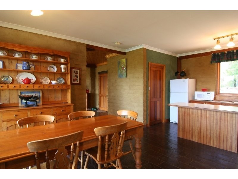 10 Travellers Drive, Travellers Rest TAS 7250