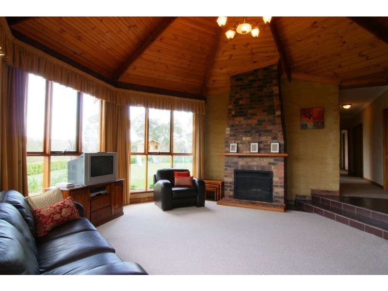 10 Travellers Drive, Travellers Rest TAS 7250