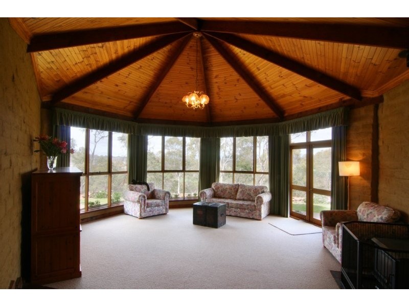 10 Travellers Drive, Travellers Rest TAS 7250