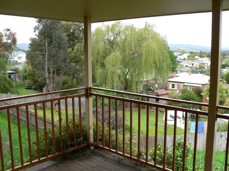 6a Weedon Avenue, South Launceston TAS 7249