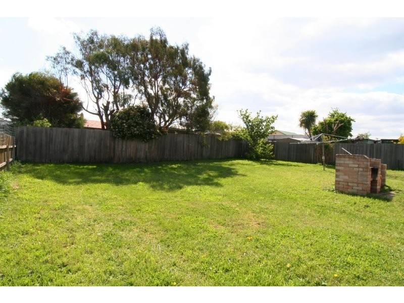 17 Hargrave Crescent, Mayfield TAS 7248