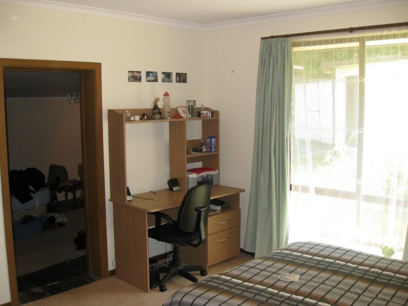 11 Parklands Place, Newnham TAS 7248