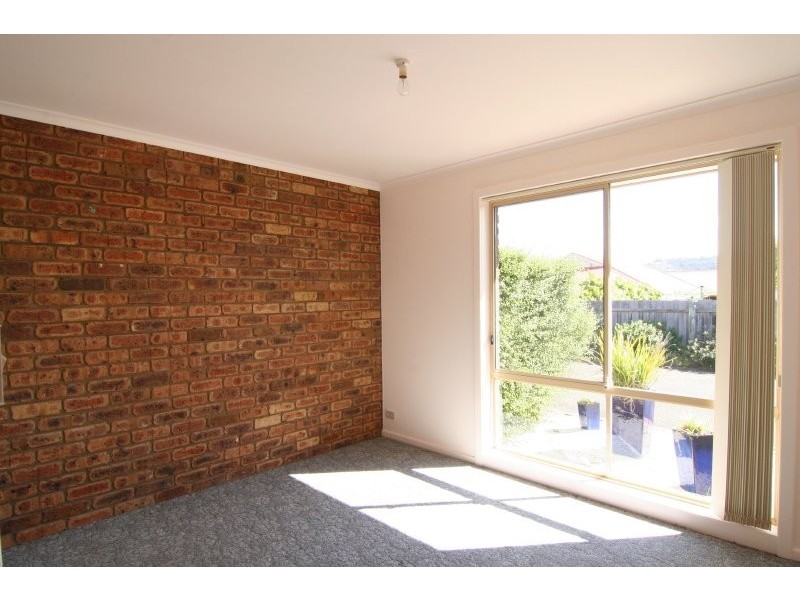 2/3 Buckingham Place, Prospect TAS 7250