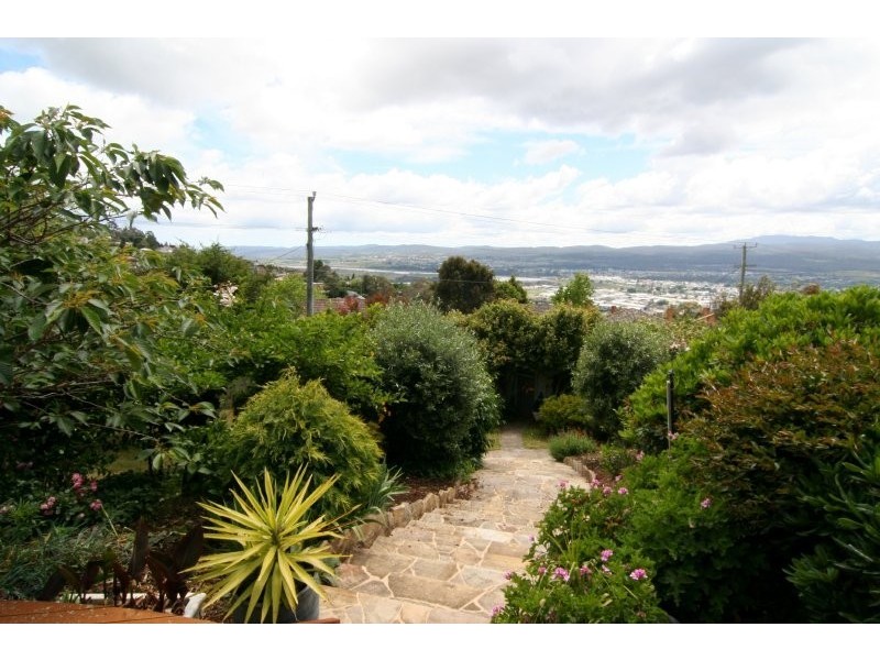15-17 Fairthorne Road, Trevallyn TAS 7250