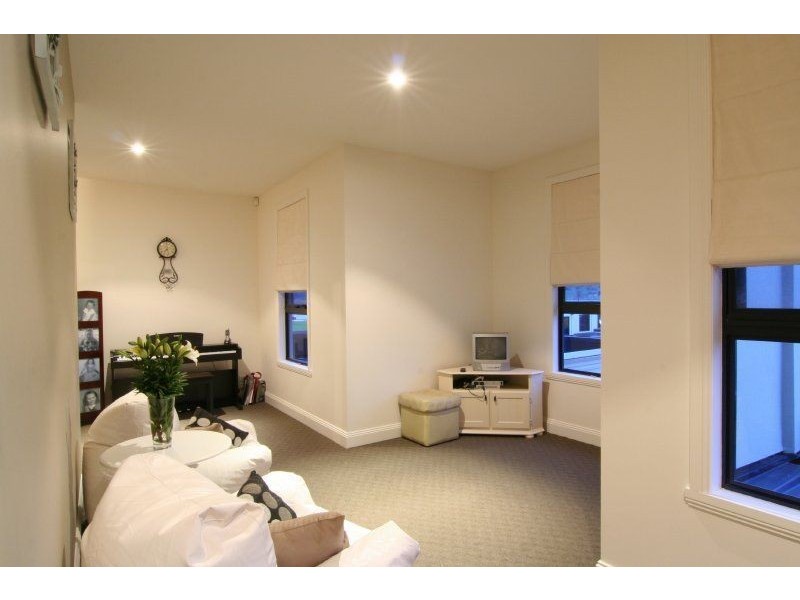 6 Maple Glade, Newstead TAS 7250