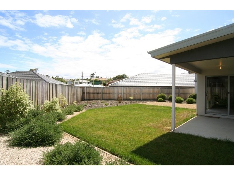6 Maiden Place, Newnham TAS 7248