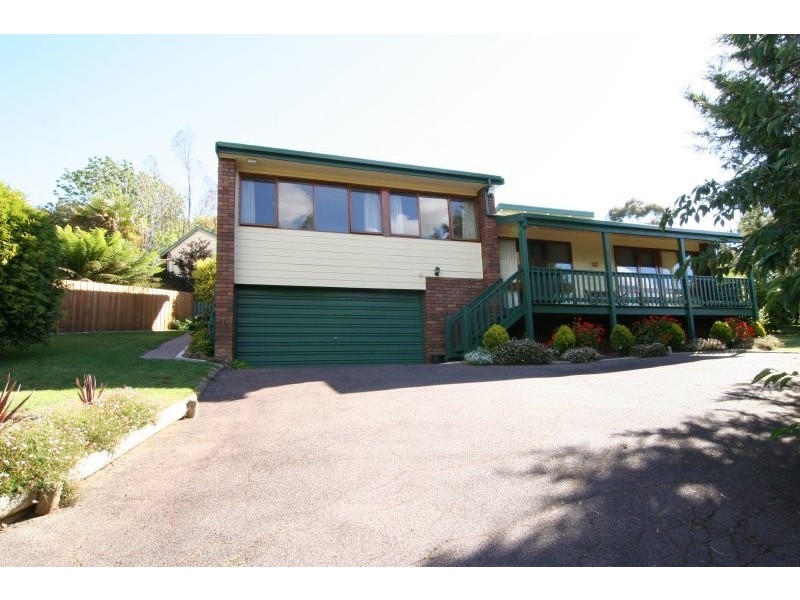 13 Kensington Gardens, Norwood TAS 7250