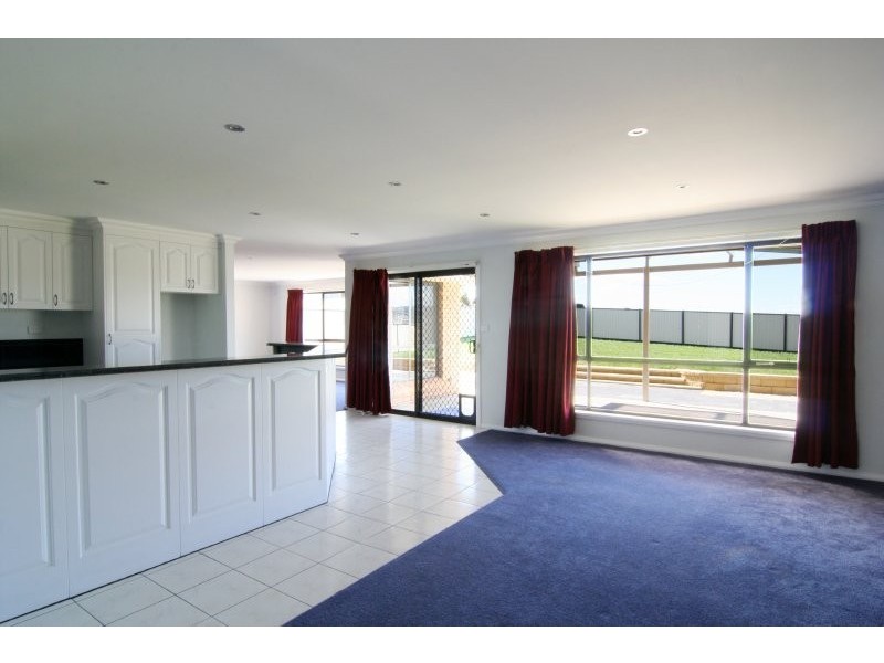 105 Mount Stuart Drive, Newnham TAS 7248
