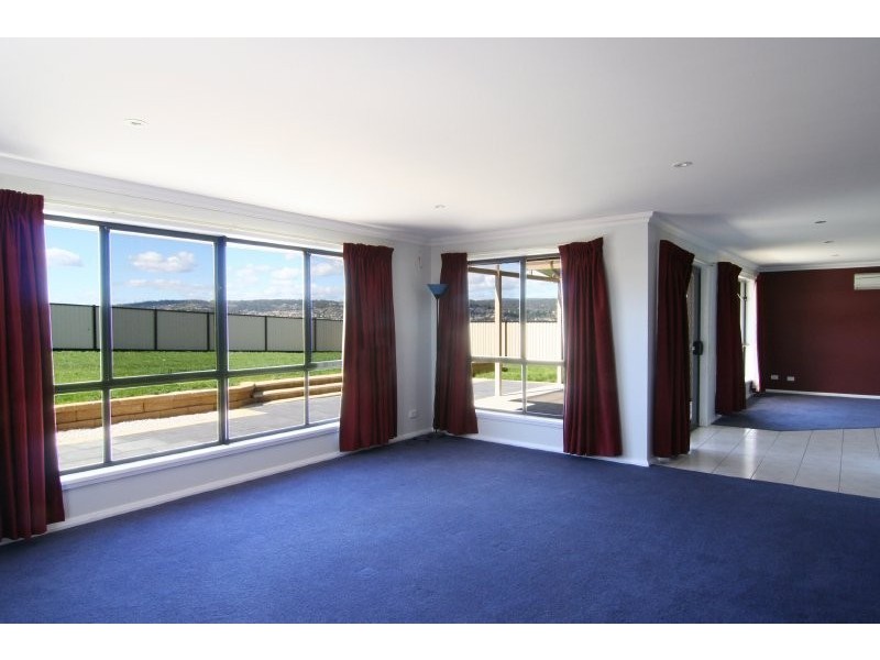 105 Mount Stuart Drive, Newnham TAS 7248