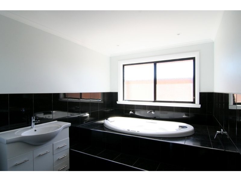 105 Mount Stuart Drive, Newnham TAS 7248
