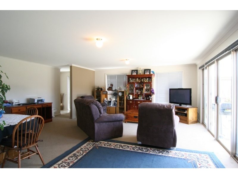 13 Pocket Place, Newnham TAS 7248