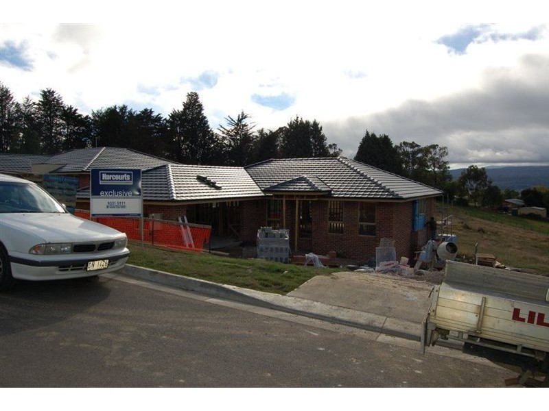 8b Assisi Avenue, Riverside TAS 7250
