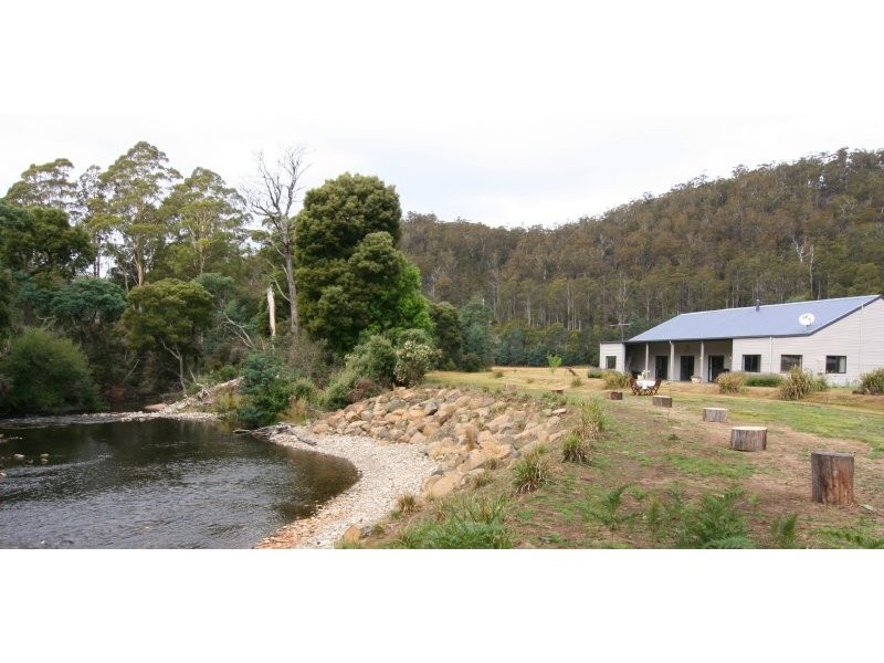 1476 Upper Esk Road, Upper Esk TAS 7214