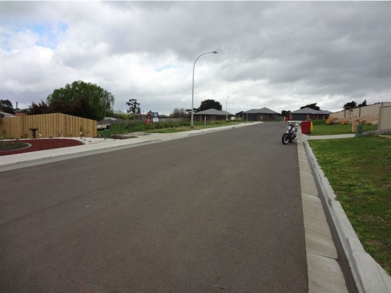 Lot 7 – 60 Dafnis Subdivision, Newnham TAS 7248
