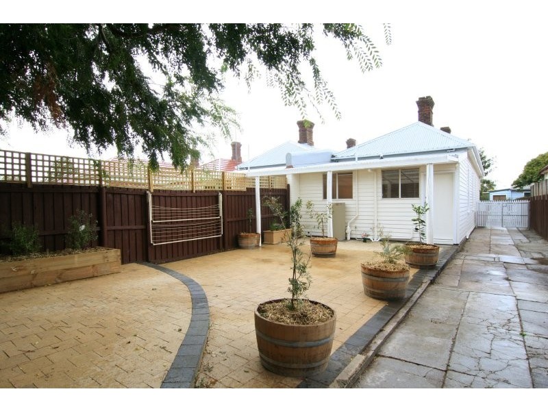 6 Burns Street, Invermay TAS 7248