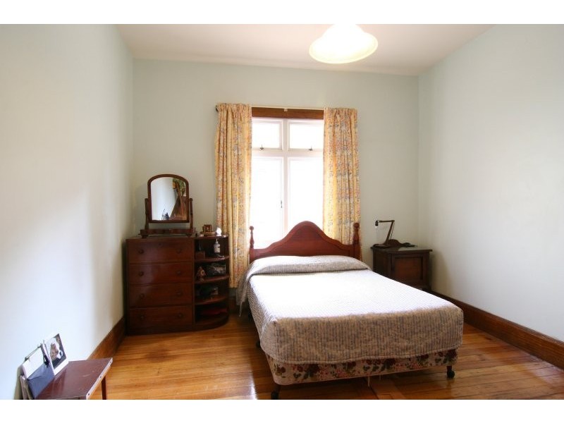 10 DIneen Street, Mowbray TAS 7248