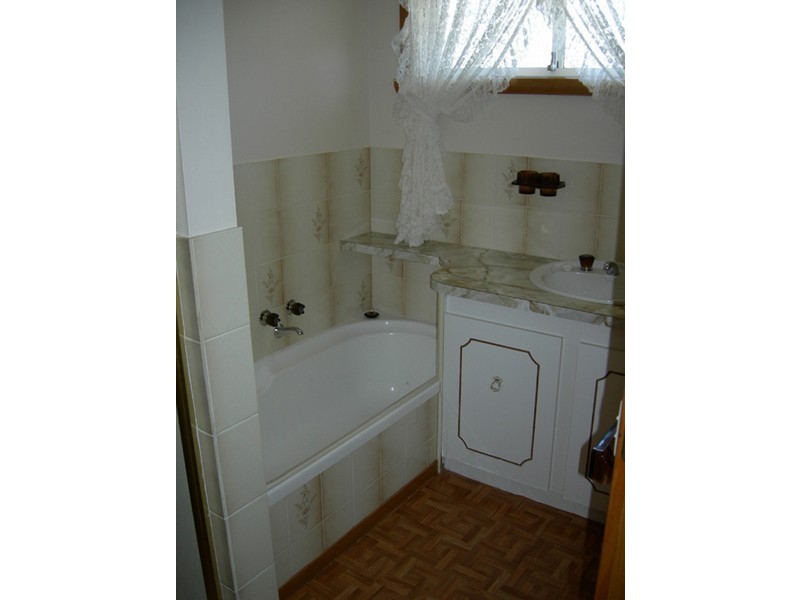 12 Ingamells St, Summerhill TAS 7250