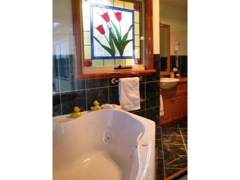 77 Flinders Street, Beauty Point TAS 7270