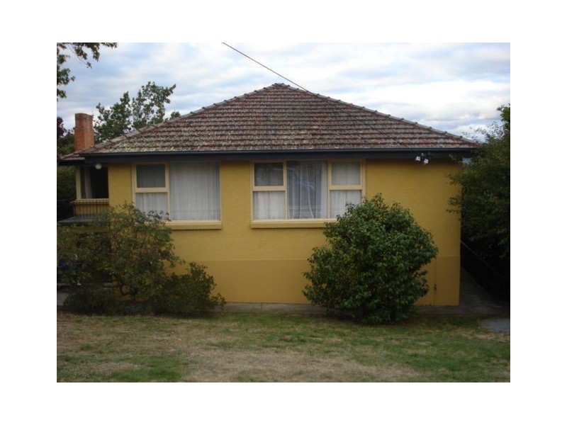 16 Riverside Drive, Riverside TAS 7250
