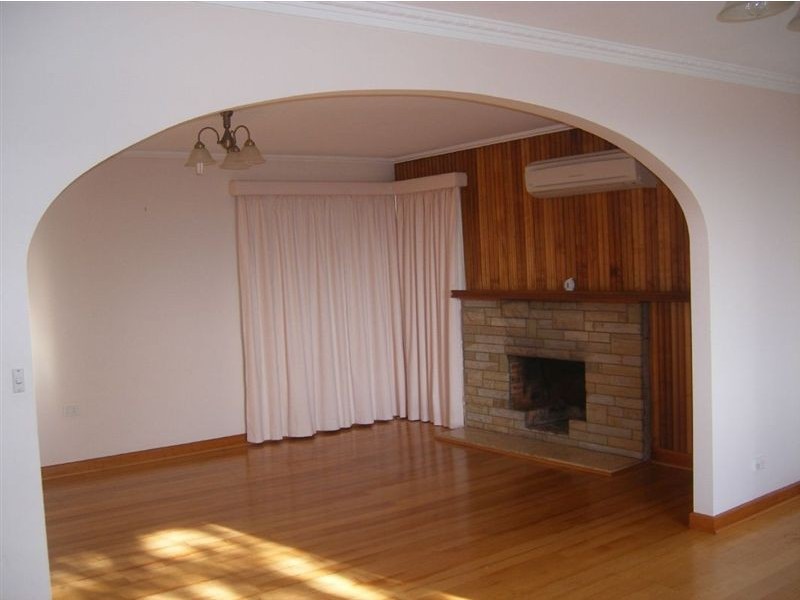 16 Riverside Drive, Riverside TAS 7250