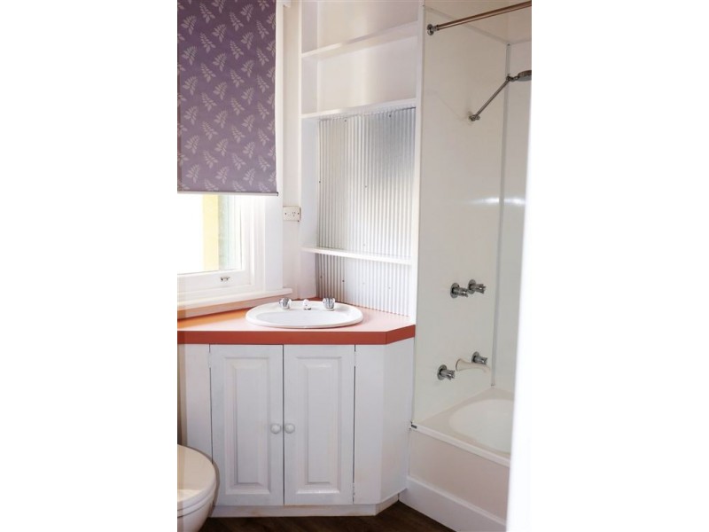 1/239 West Tamar Highway, Riverside TAS 7250