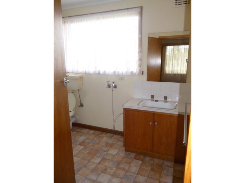 2/4 Albert Street, Youngtown TAS 7249