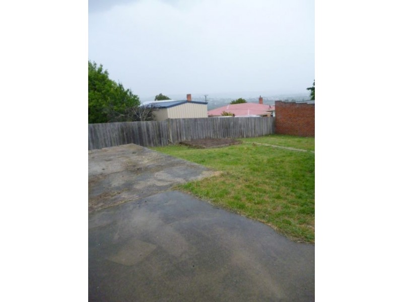 18 Humphrey St, Waverley TAS 7250