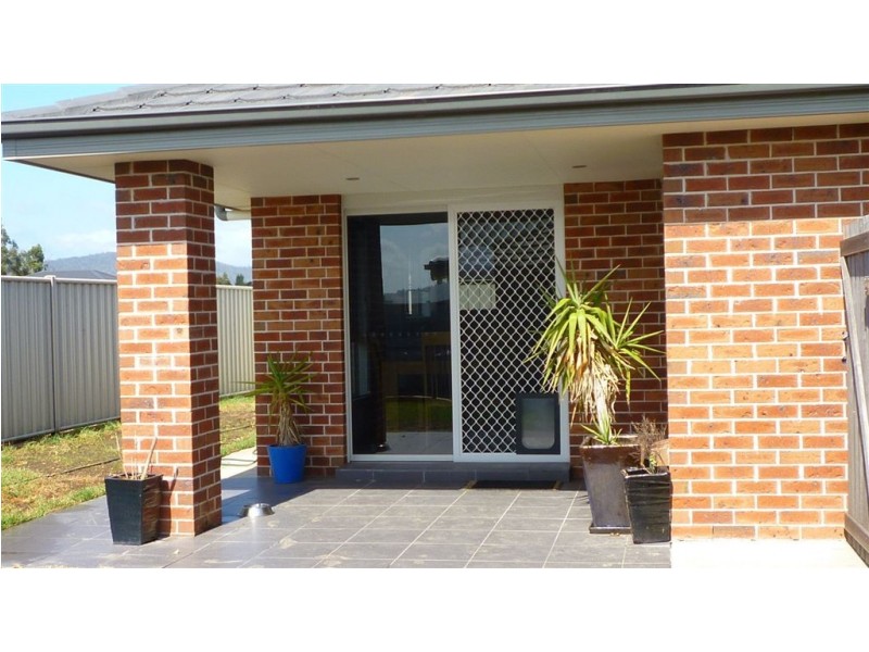 2/6 Jonagold Grove, Legana TAS 7277