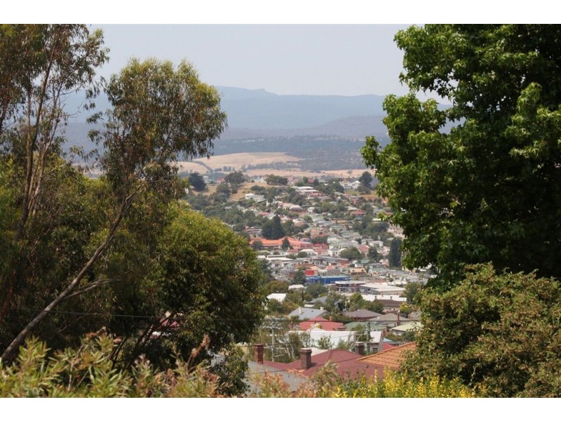 11 Denison Road, West Launceston TAS 7250