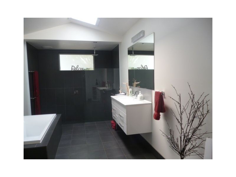 3 Forest Road, Trevallyn TAS 7250
