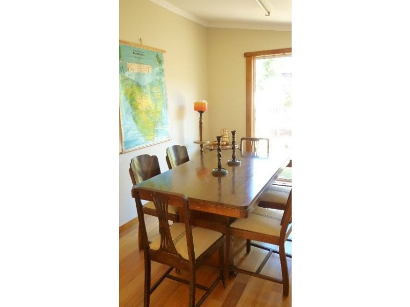 9 Clarke Street, Beauty Point TAS 7270