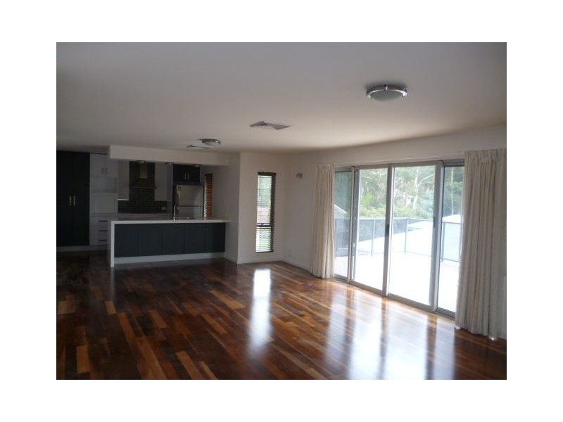 1/8 Beverley Hills Road, Newstead TAS 7250