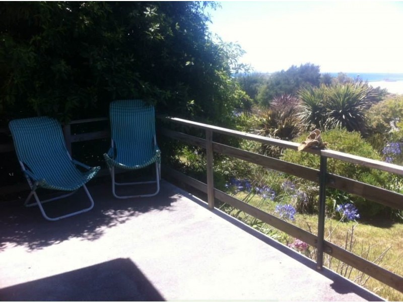 8 Top Road, Greens Beach TAS 7270