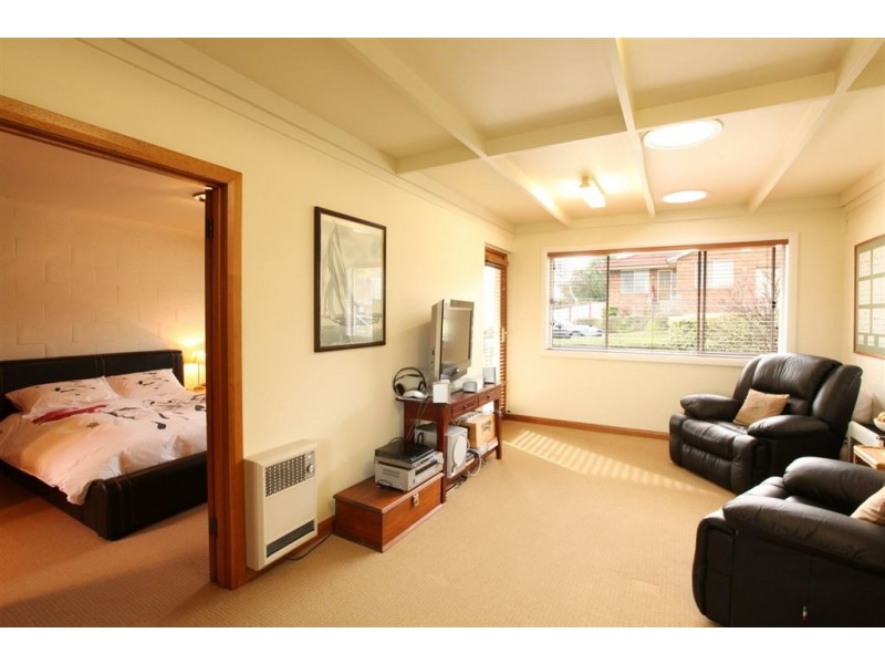2/10 Chant Street, East Launceston TAS 7250