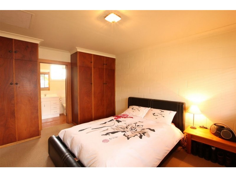 2/10 Chant Street, East Launceston TAS 7250